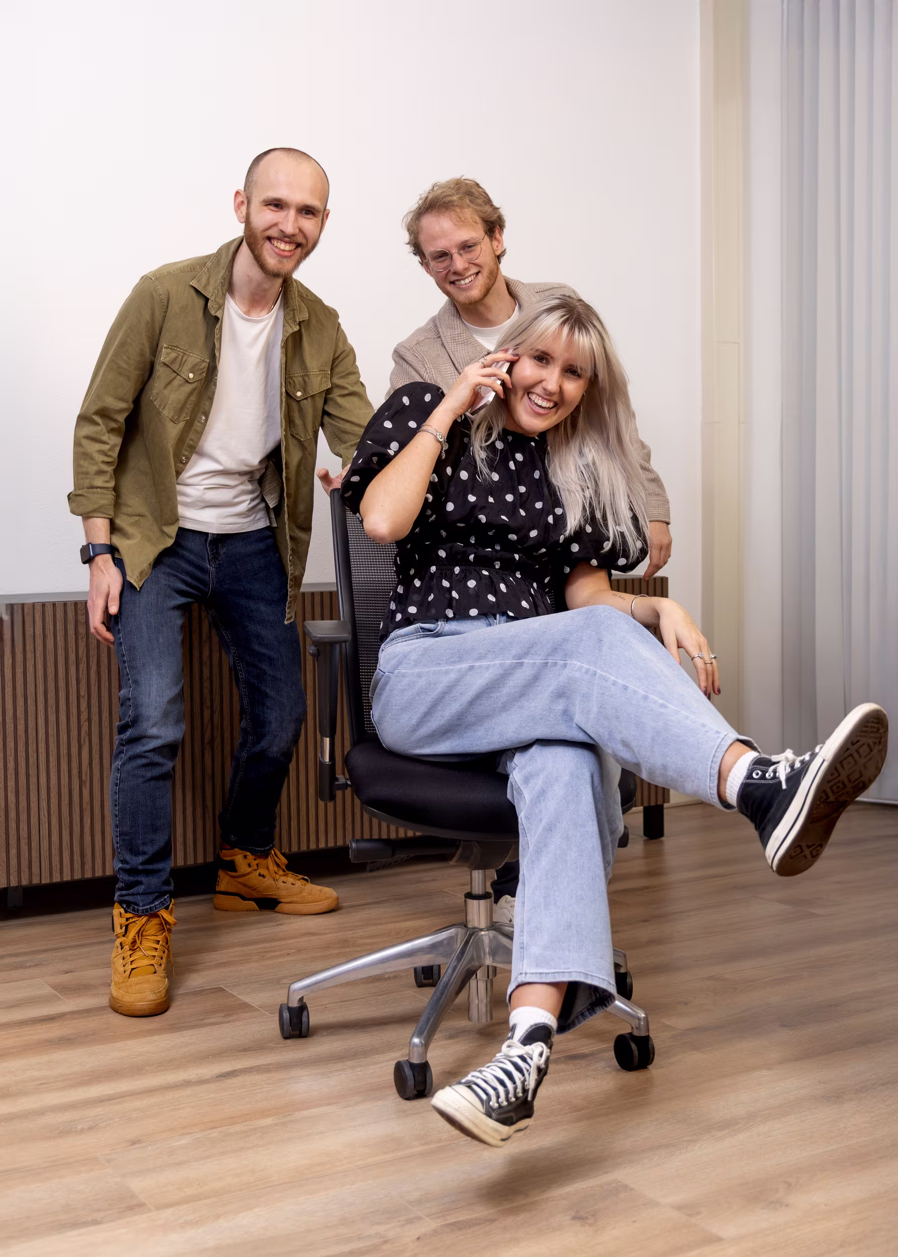 Drie collega's van Marketing Shift op kantoor in Heerhugowaard